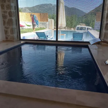 Kaskalkan Heatedpool Sheltered Honeymoon 빌라 Bezirgan